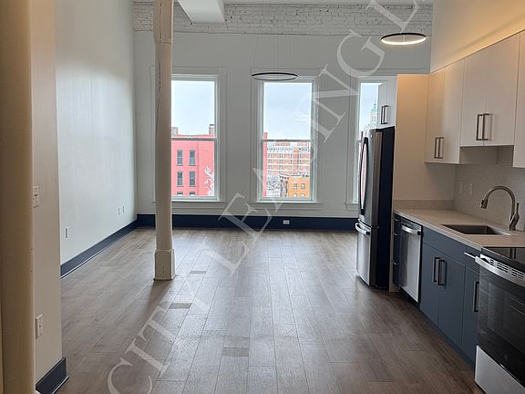 2nd image of 143 Saint Paul St #608