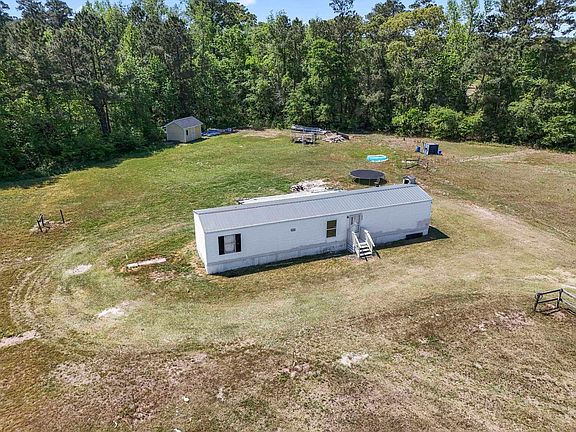 3rd image of 2800 Joyner Swamp Rd.