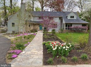 3255 N Ohio St, Arlington, VA 22207