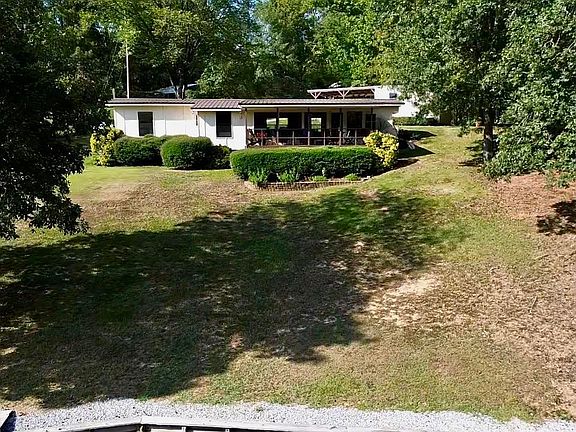 4th image of 65 Anglers Ln