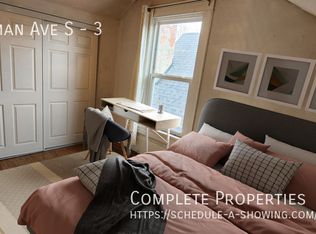 39 Sherman Ave S #3, Hamilton, ON L8M2P6