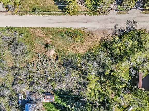 4th image of 3770 Beaver Creek Rd