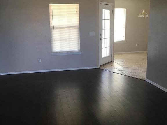 2nd image of 3708 Eagle Crest Dr