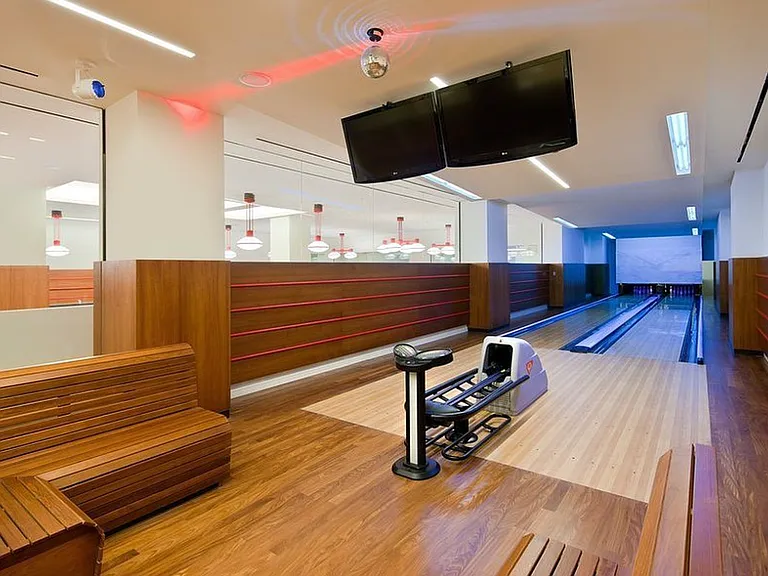 50 Riverside Blvd #4G — Photo 20