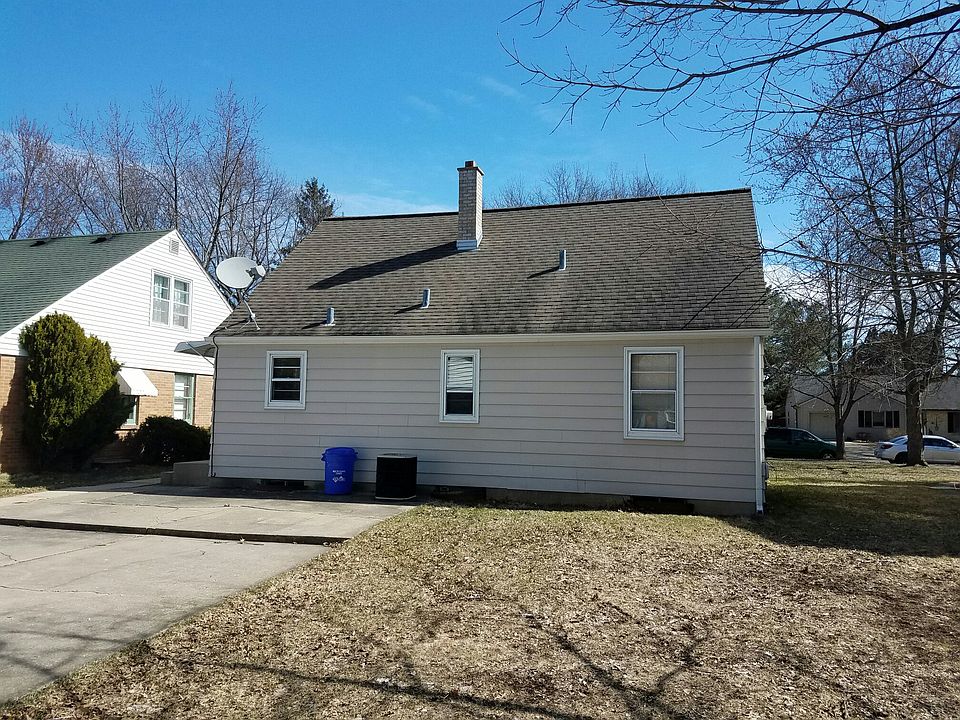 2nd image of 3532 Louise St