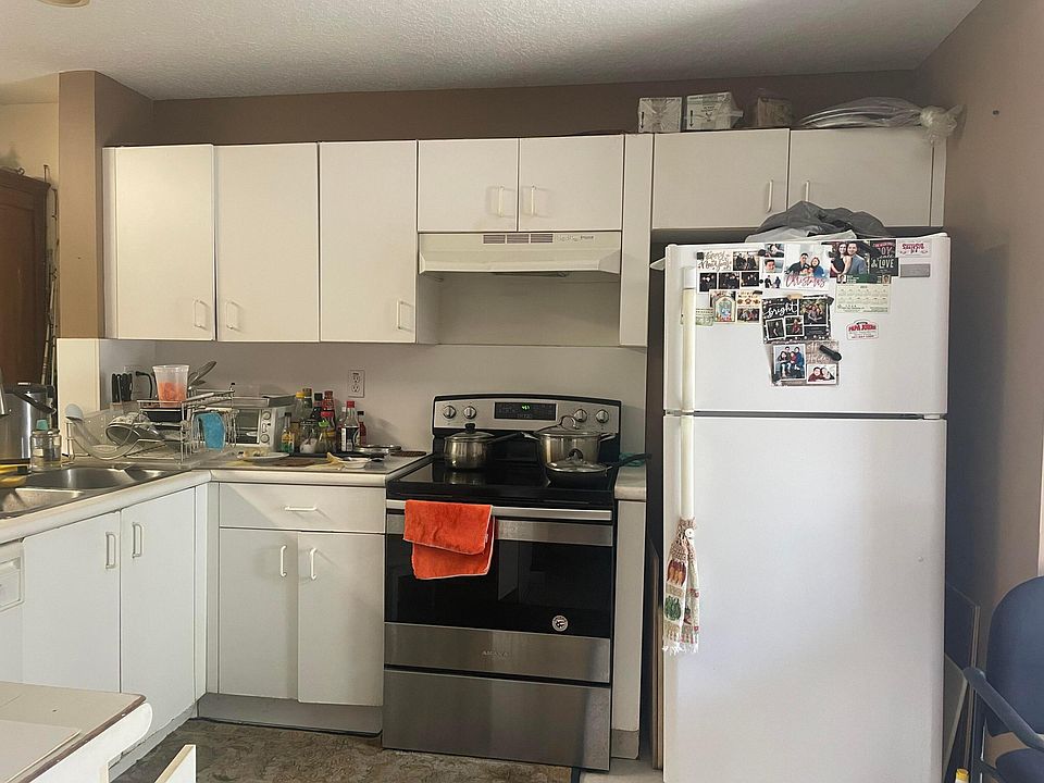 2nd image of 804 Summit Lake Drive