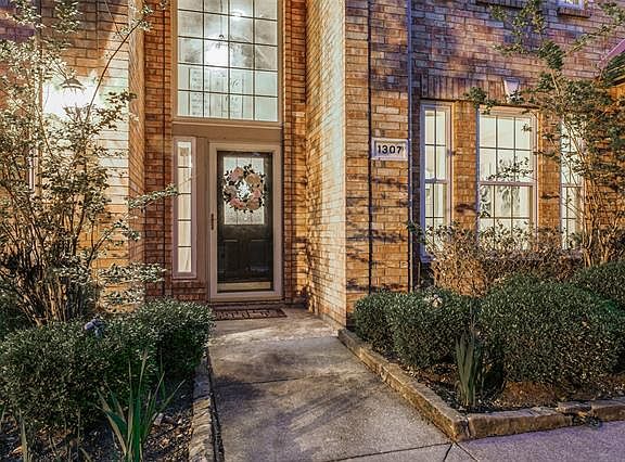 5th image of 1307 Cherry Brook Way