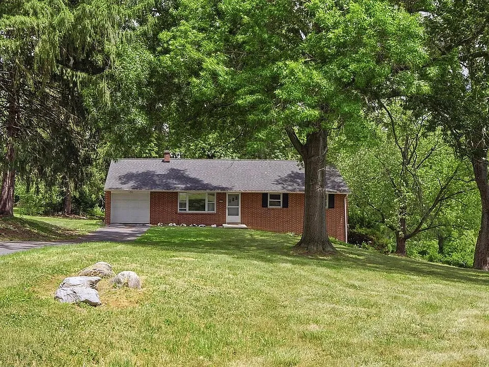 329 Fairview Dr