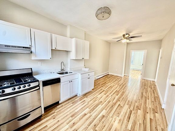 4th image of 21 Sheafe St APT 6