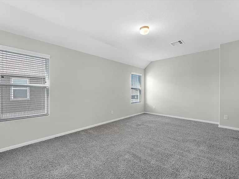 2606 Zephyr Ln — Photo 17