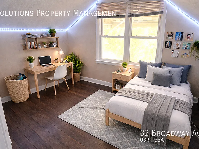 32 Broadway Ave — Photo 4