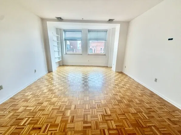 300 Commercial St APT 602, Boston, MA 02109