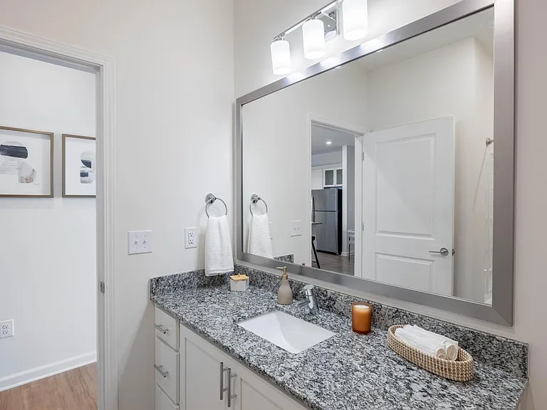 Evolve at Parkway Apartment Homes — Photo 38