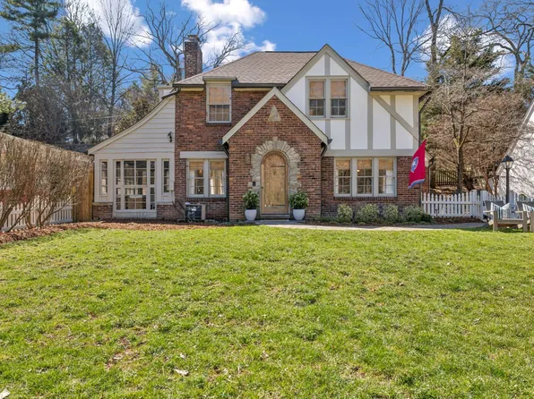 3613 Valley Vista Rd, Nashville, TN 37205