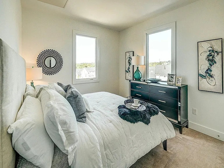 Riverside Village Apartments — Photo 69