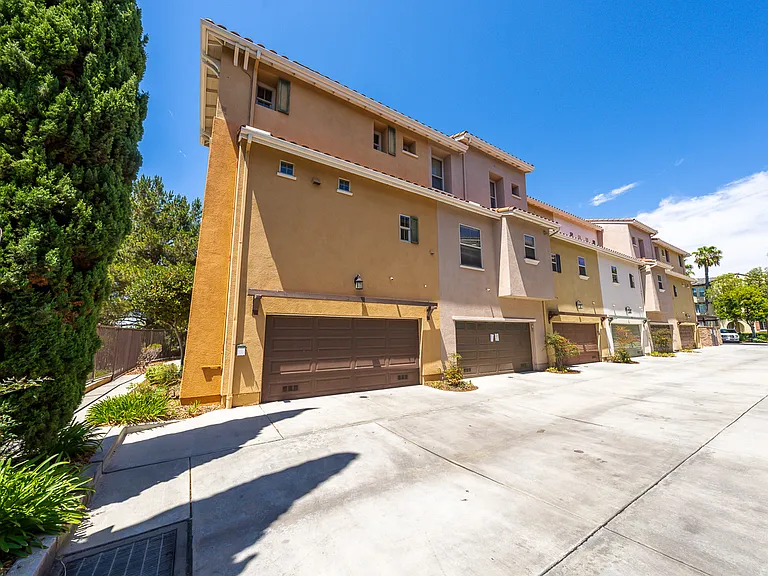 2281 Huntington Point Rd #139-1 — Photo 5