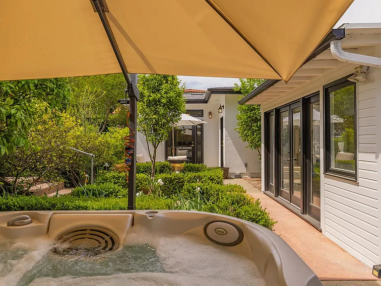 413 W Matilija St — Photo 23