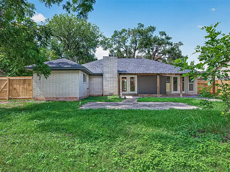 509 Southern Oaks Dr — Photo 29