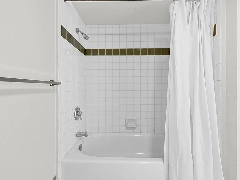 2302 W Colter St — Photo 58