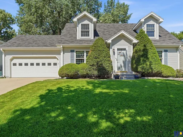 5111 S Bristolwood Ln, Lincoln, NE 68516