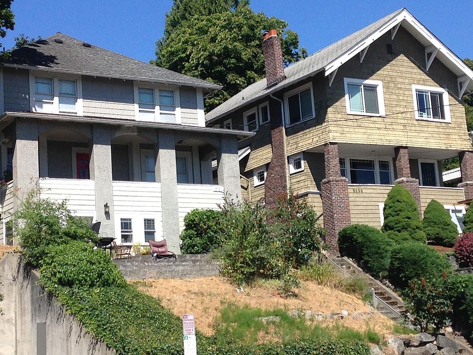 House and neighboring home