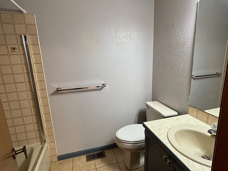 5601 W 18th St #1 — Photo 7