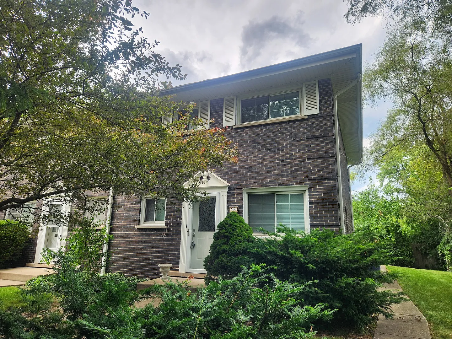 400 Skokie Ct photo 1