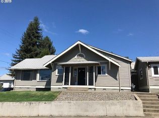 1002 SE Rice Ave, Roseburg, OR 97470