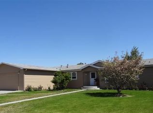 566 Laurelbrook Ct, Richland, WA 99352