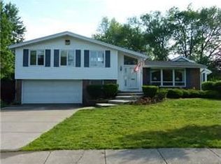 48 Jamstead Ct, Buffalo, NY 14221