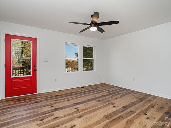 2nd image of 1906 E Cloaninger Ave