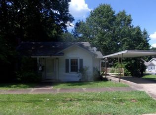 510 W 3rd St, Manchester, GA 31816