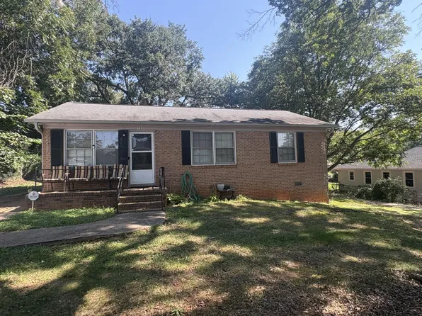 103 Beth St, Greer, SC 29651