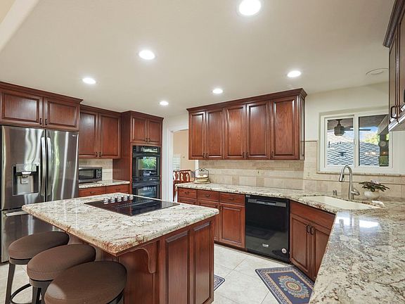 2nd image of 19320 Wilderness Way