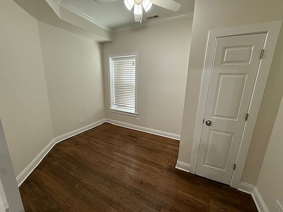 3rd image of 1305 W Morse Ave #1307-1