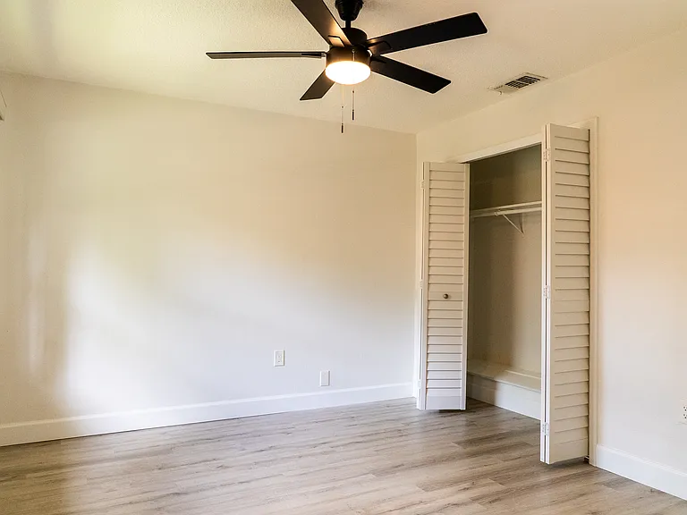 517 S Summerlin Ave #517 — Photo 14