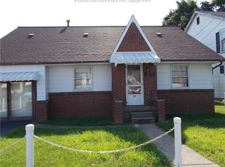 132 Main Ave, Nitro, WV 25143