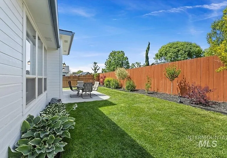 12580 W Mardia St — Photo 38