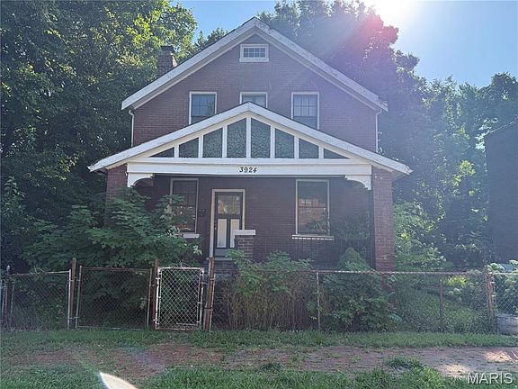 2nd image of 3924 N 19th St