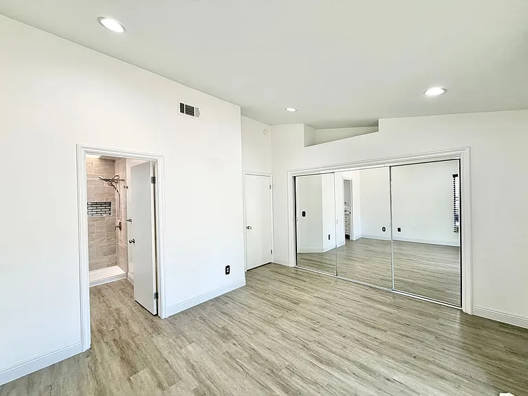 39721 Rustic Glen Dr — Photo 18