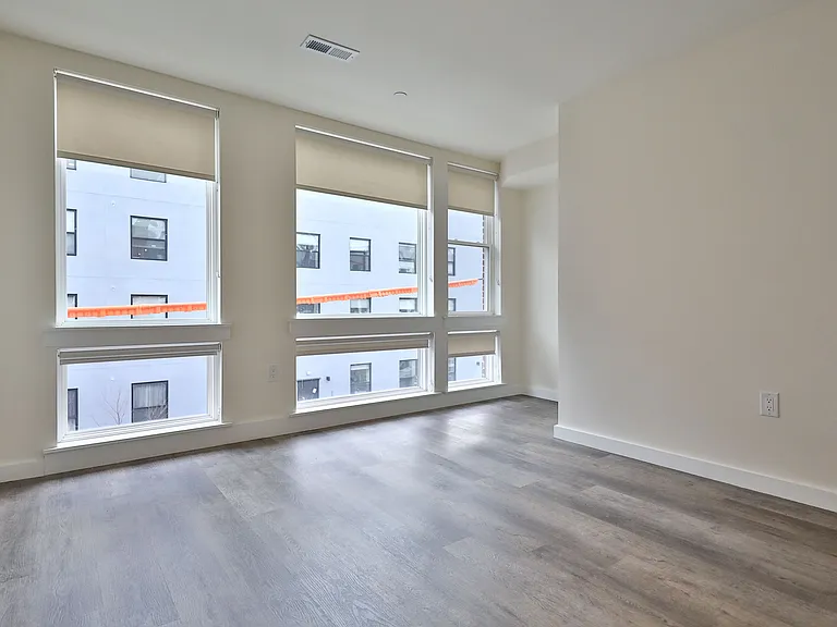 1502 N Randolph St #11C — Photo 15