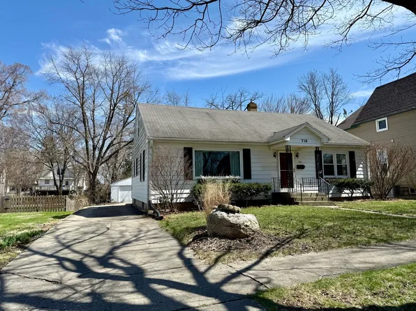 710 N 12th St, Dekalb, IL 60115