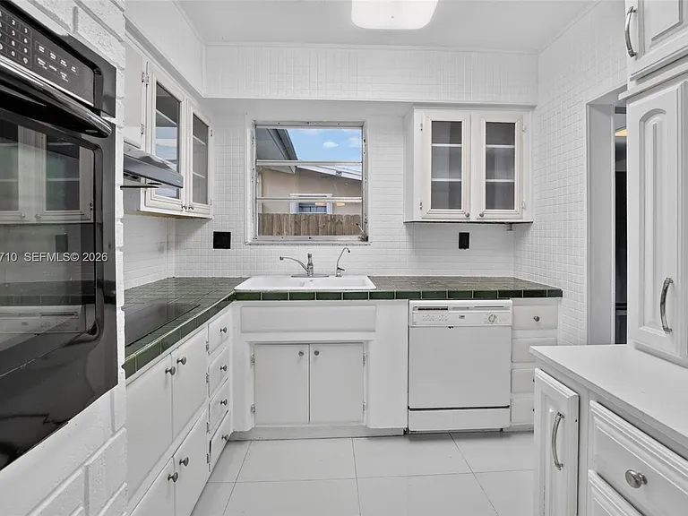2331 Flamingo Dr — Photo 14