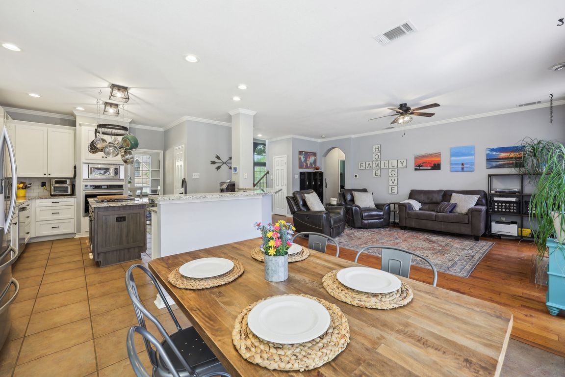 Brookgate Dr-1104-022.jpg