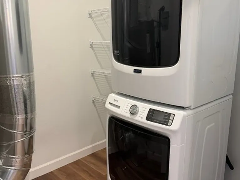 Brand New - War Eagle Apartments in the River Point District — Photo 8
