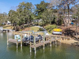 912 Woodbriar Ct, Fort Walton Beach, FL 32547