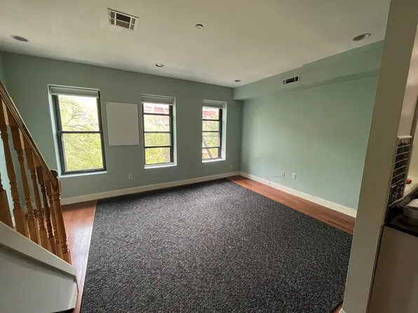 256 W 135th St APT 4F, New York, NY 10030