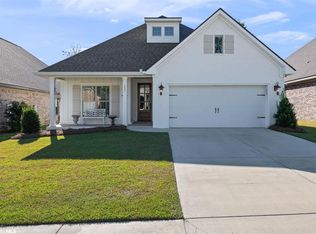 353 Hemlock Dr, Fairhope, AL 36532