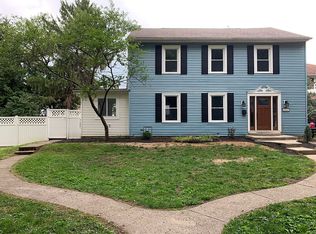 884 Crescent Dr, Sidney, OH 45365