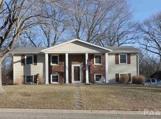 5107 W Airways Rd, Peoria, IL 61607